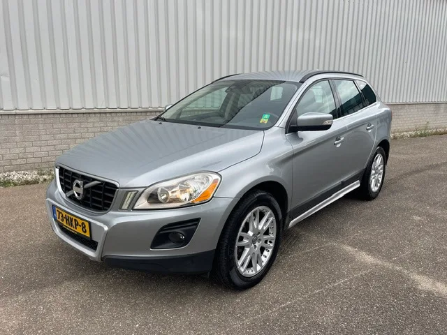 Volvo XC60 (2009) — foto 1