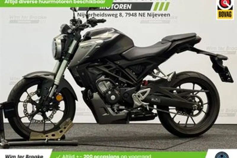 Honda CB125R (2018)