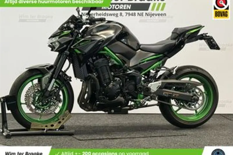 Kawasaki Z900 (2023)