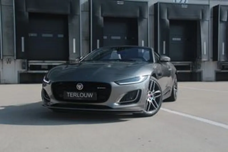 Jaguar F-Type (2025)