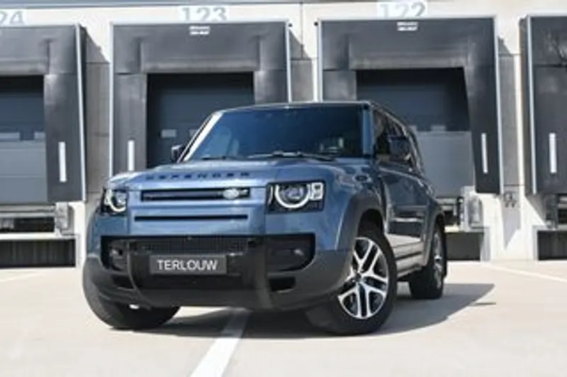 Land Rover Defender (2021)