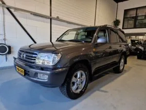 Toyota Land Cruiser (2006) — foto 1
