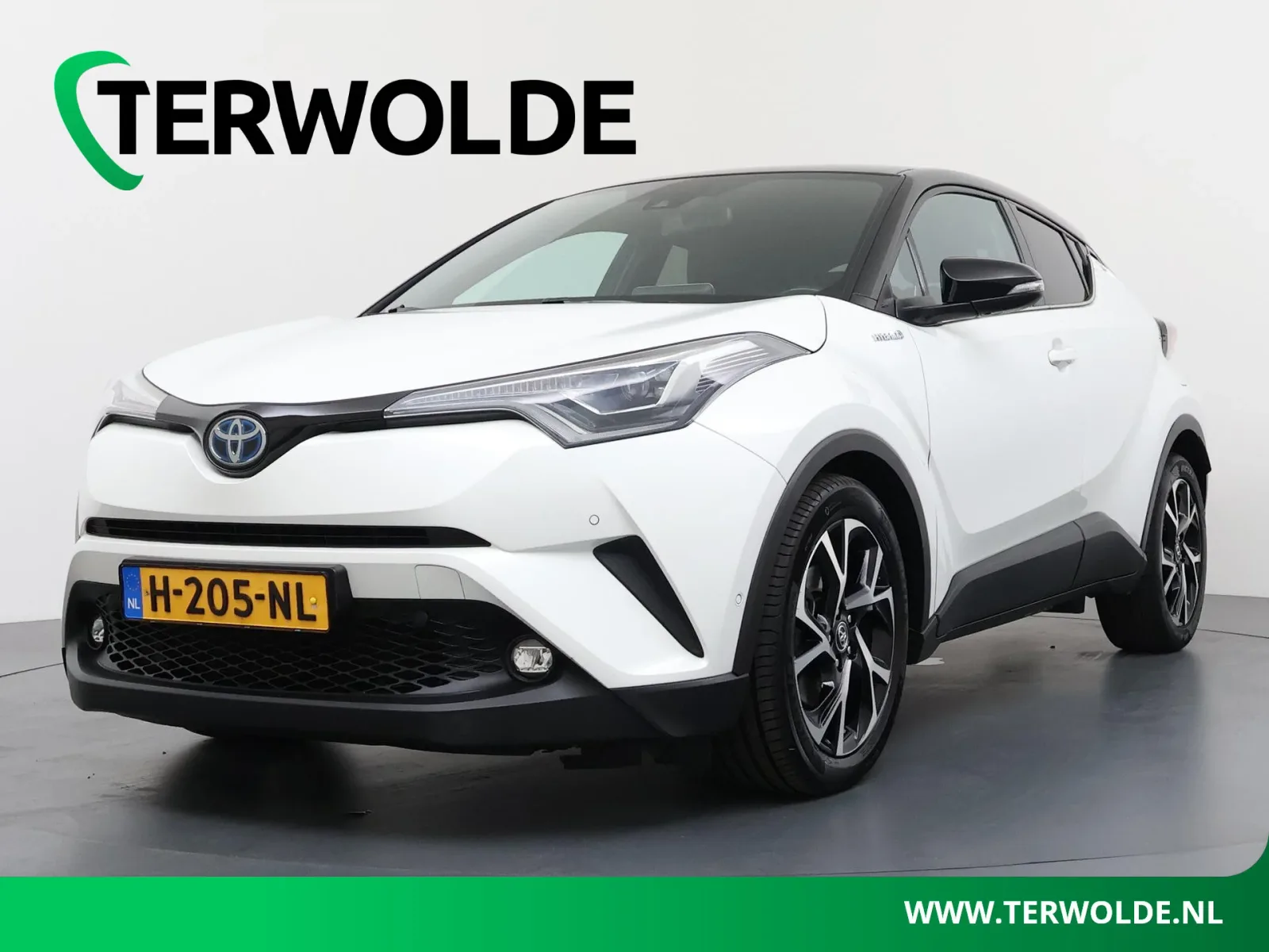 Toyota C-HR (2018) — foto 1