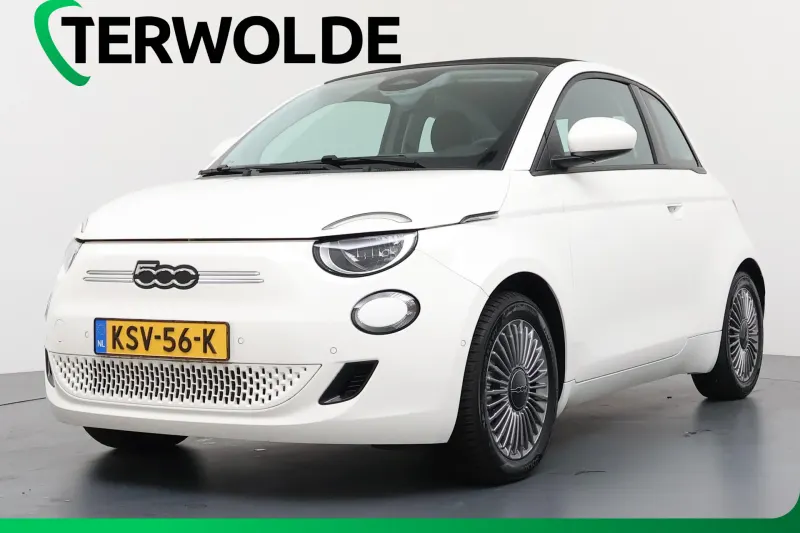 Fiat 500C (2023)