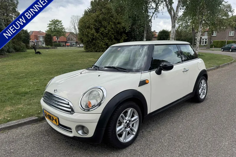 MINI One (2007)