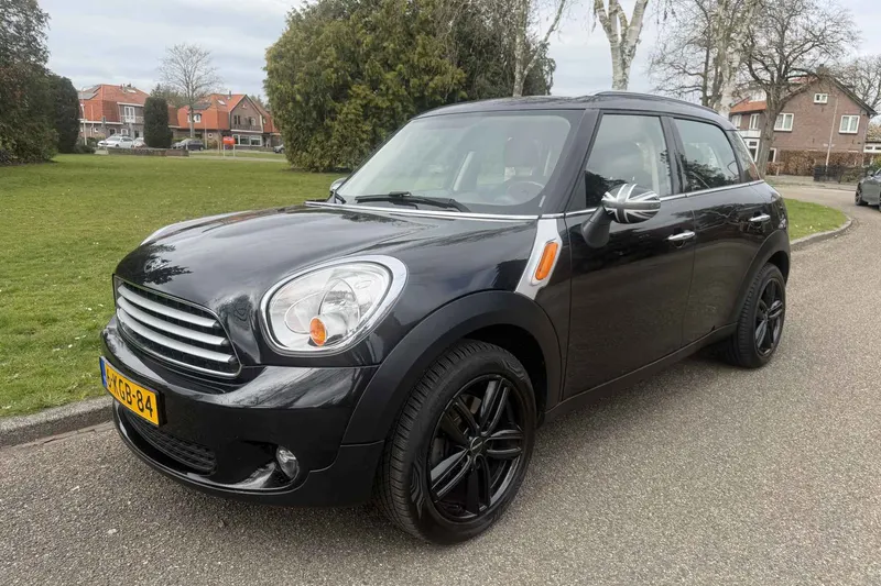 MINI Countryman (2013)