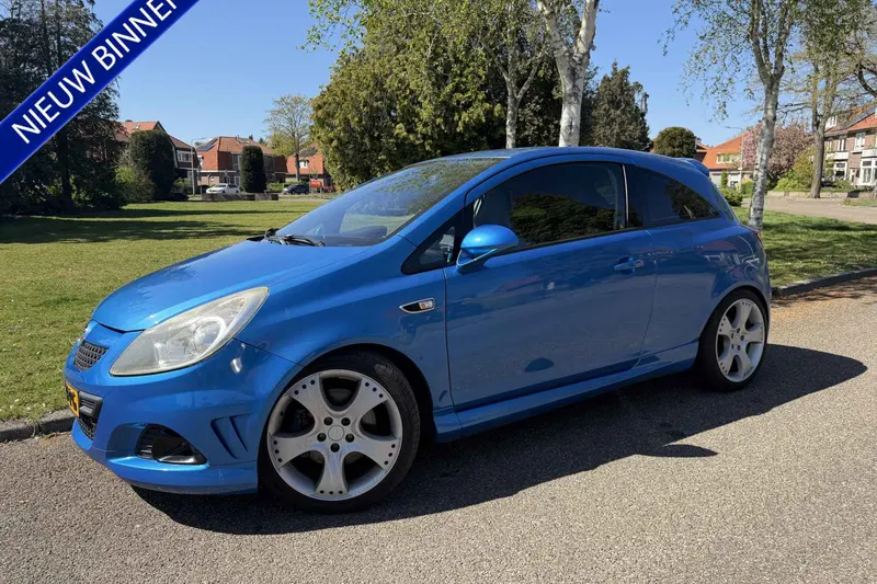 Opel Corsa (2008)