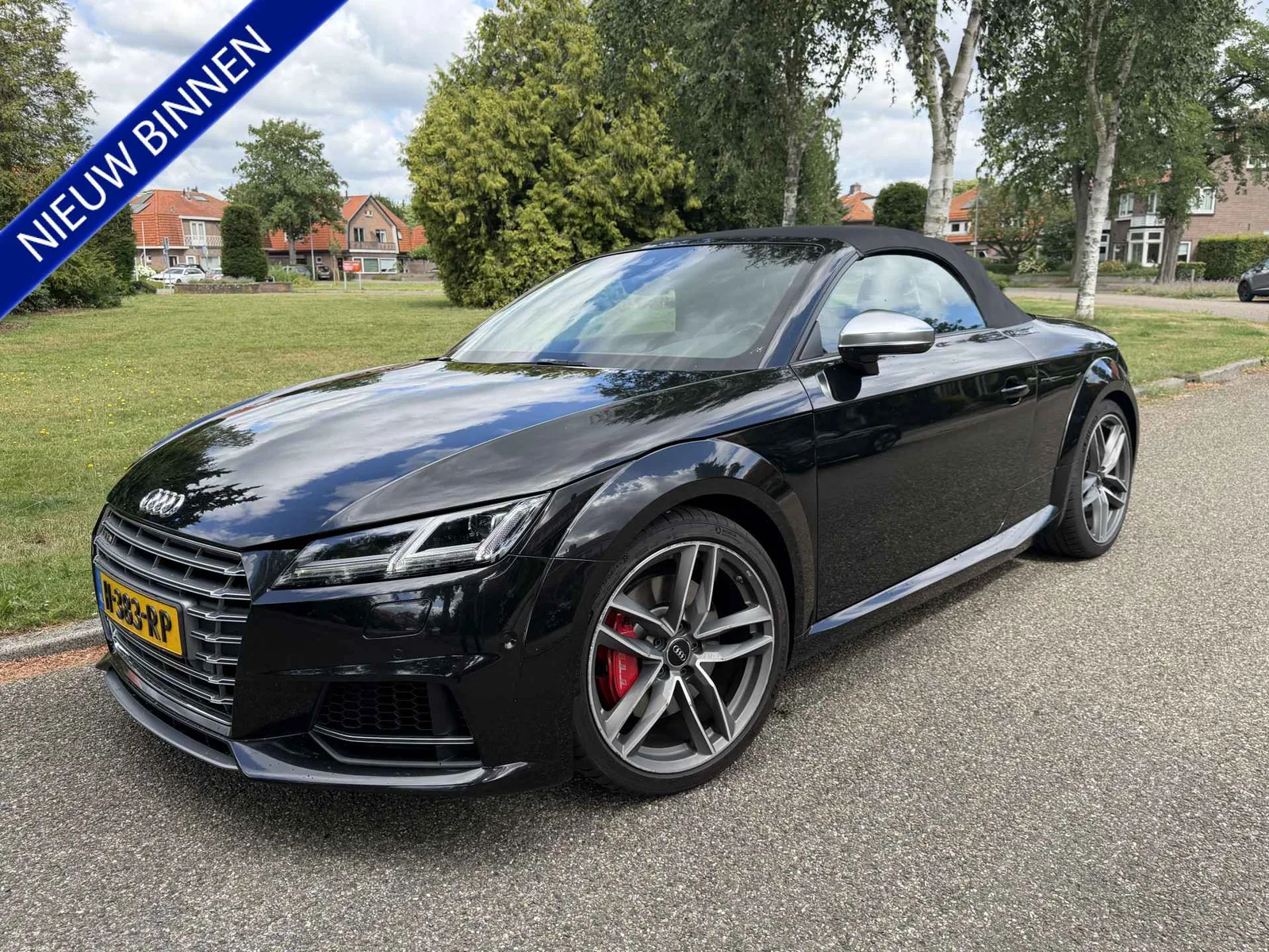 Audi TT (2015) — foto 1