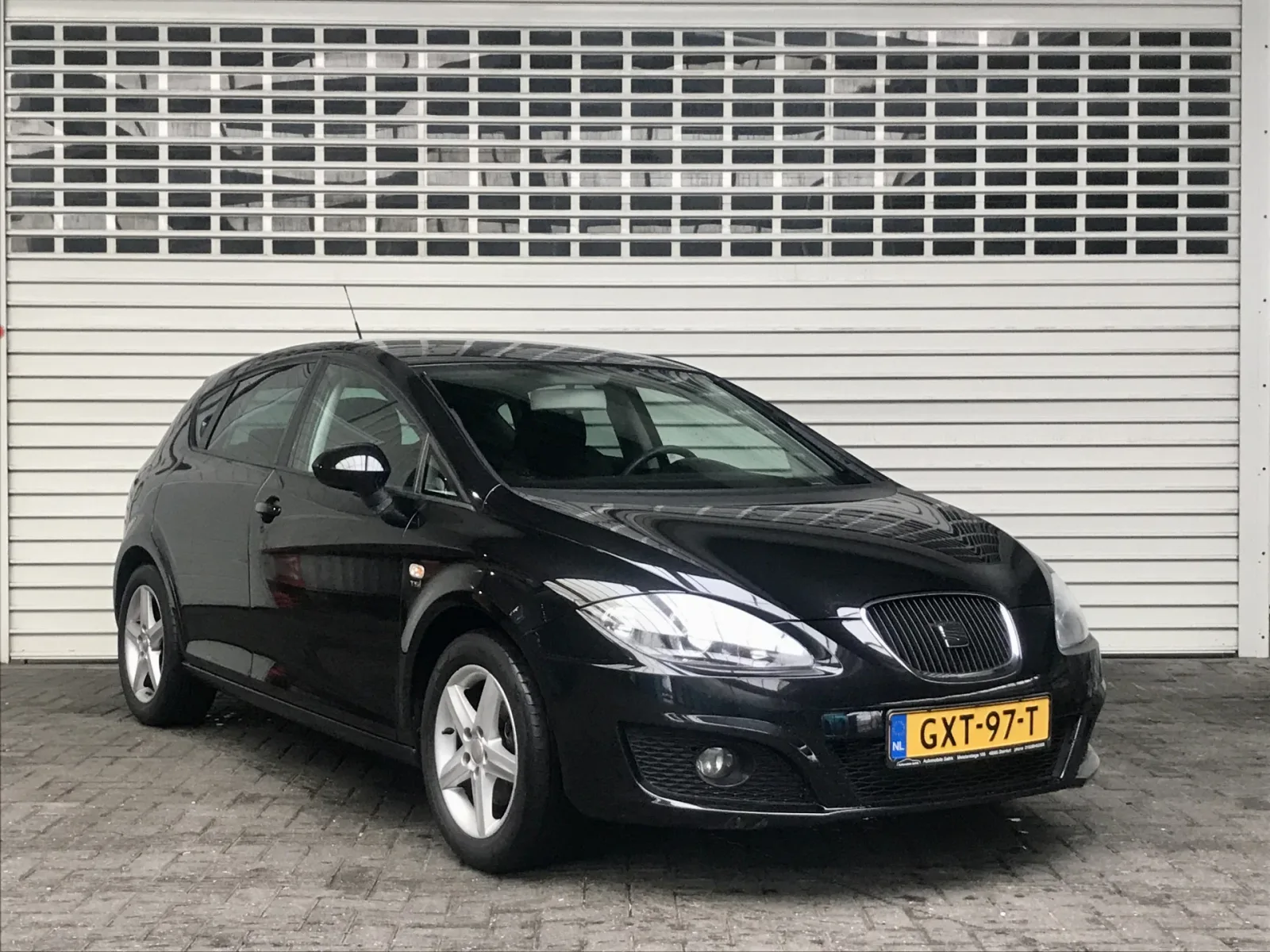 SEAT Leon (2010) — foto 1
