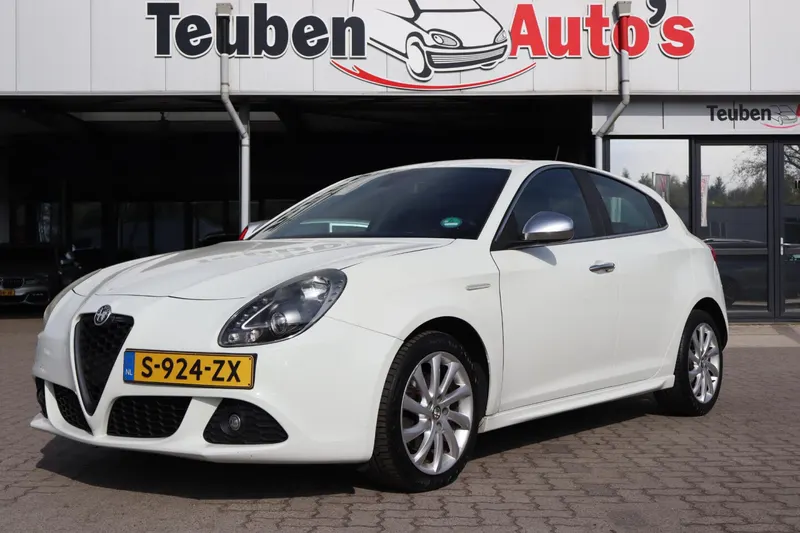 Alfa Romeo Giulietta (2012)