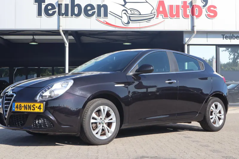 Alfa Romeo Giulietta (2010)