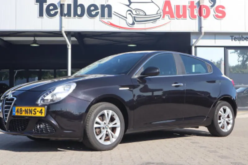 Alfa Romeo Giulietta (2010)
