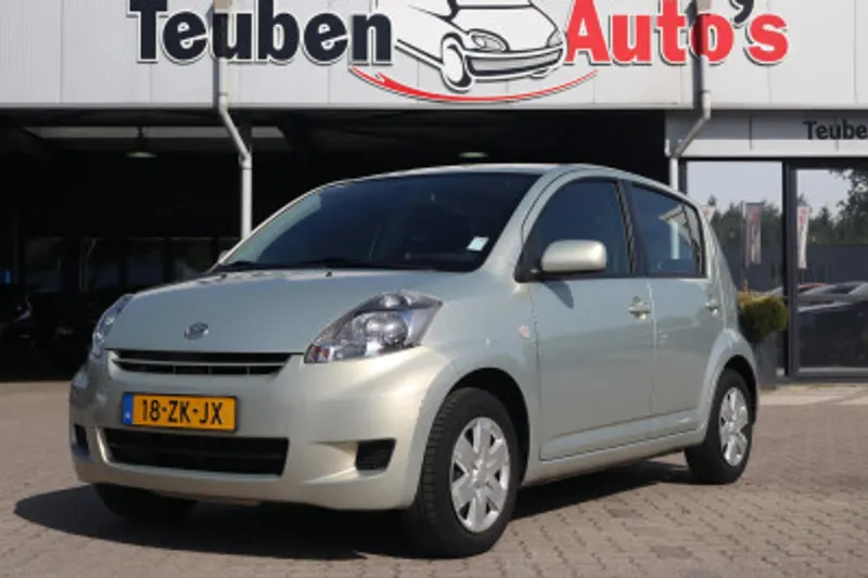 Daihatsu Sirion (2008)
