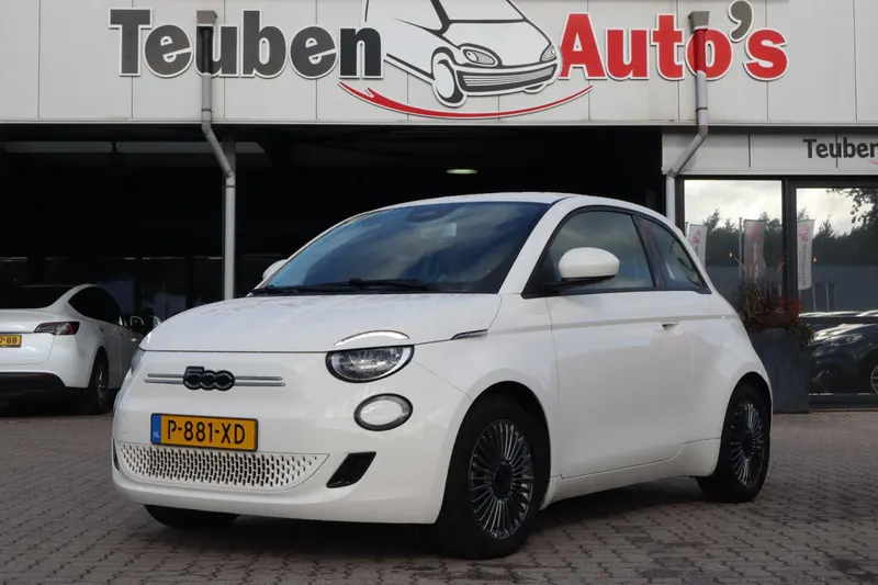 Fiat 500 (2022)