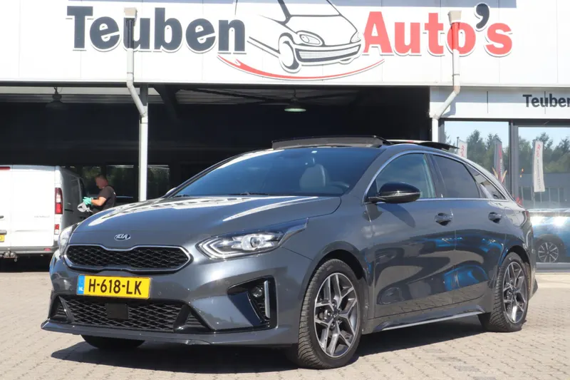 Kia ProCeed (2020)