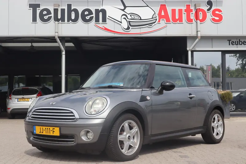 MINI Cooper (2010)