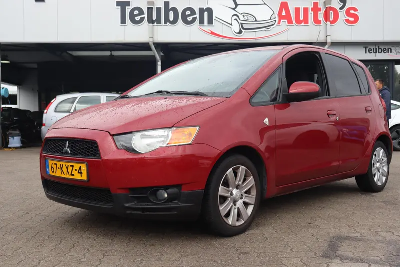 Mitsubishi Colt (2010)