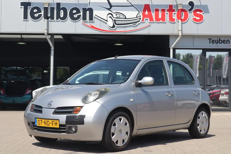 Nissan Micra (2003)