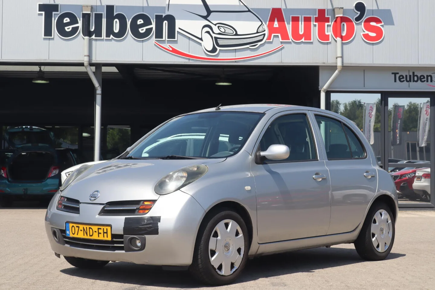 Nissan Micra (2003) — foto 1