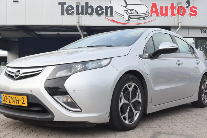 Opel Ampera (2012)