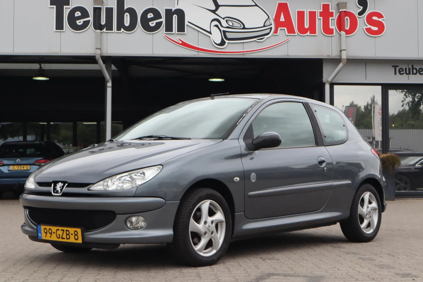 Peugeot 206 (2008) — foto 1
