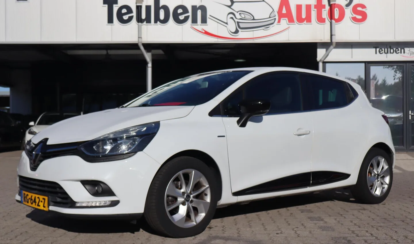 Renault Clio (2017) — foto 1