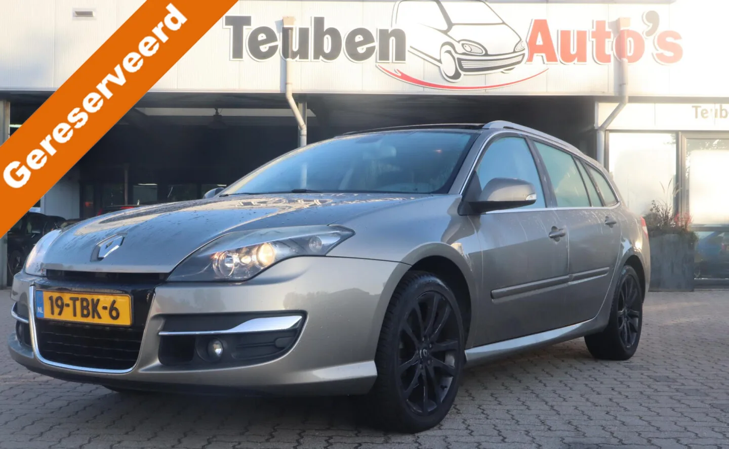 Renault Laguna (2012) — foto 1