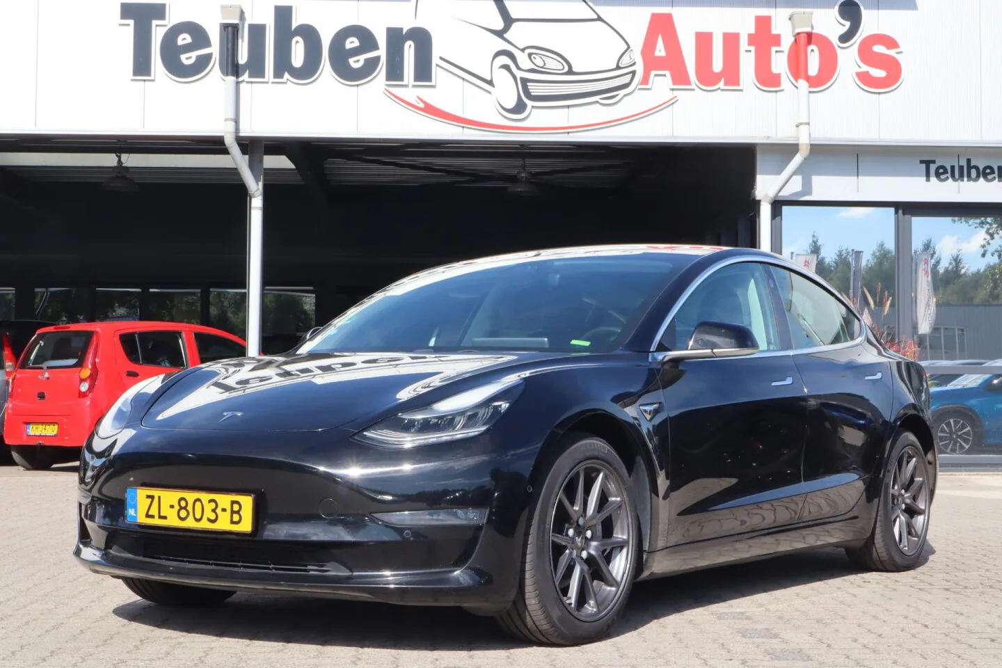 Tesla Model 3 (2019) — foto 1