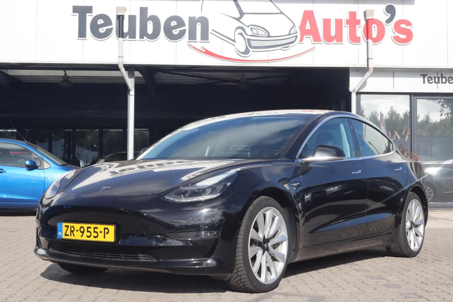 Tesla Model 3 (2019) — foto 1