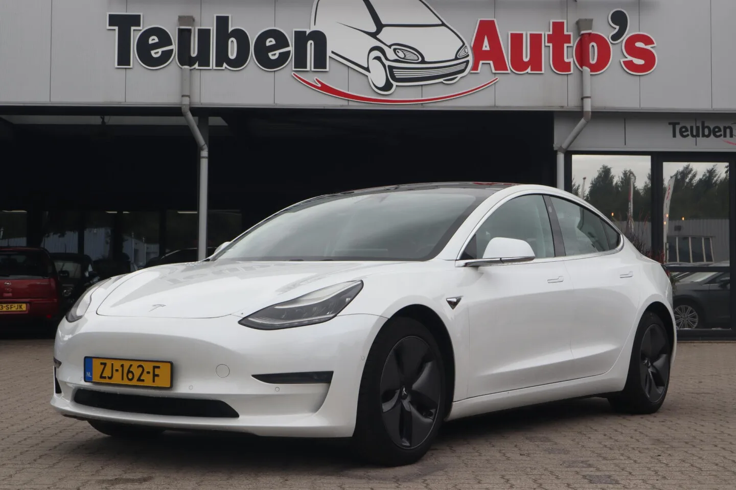 Tesla Model 3 (2019) — foto 1