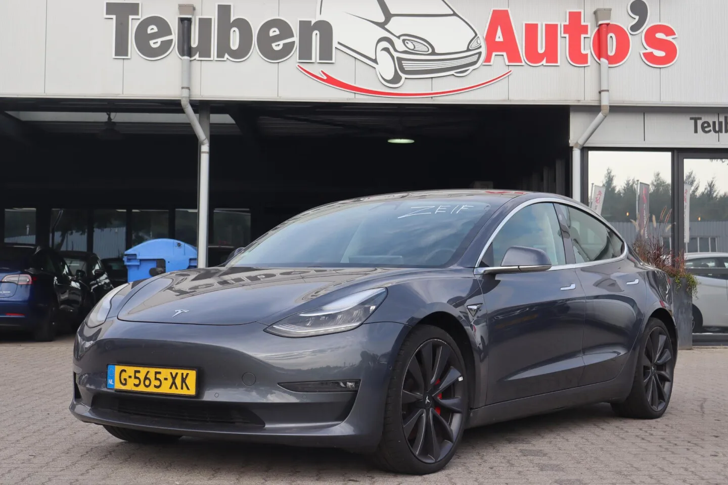 Tesla Model 3 (2019) — foto 1