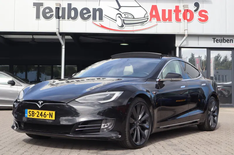 Tesla Model S (2018)