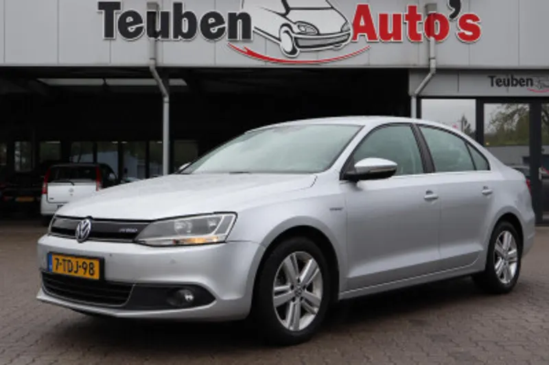 Volkswagen Jetta (2013)