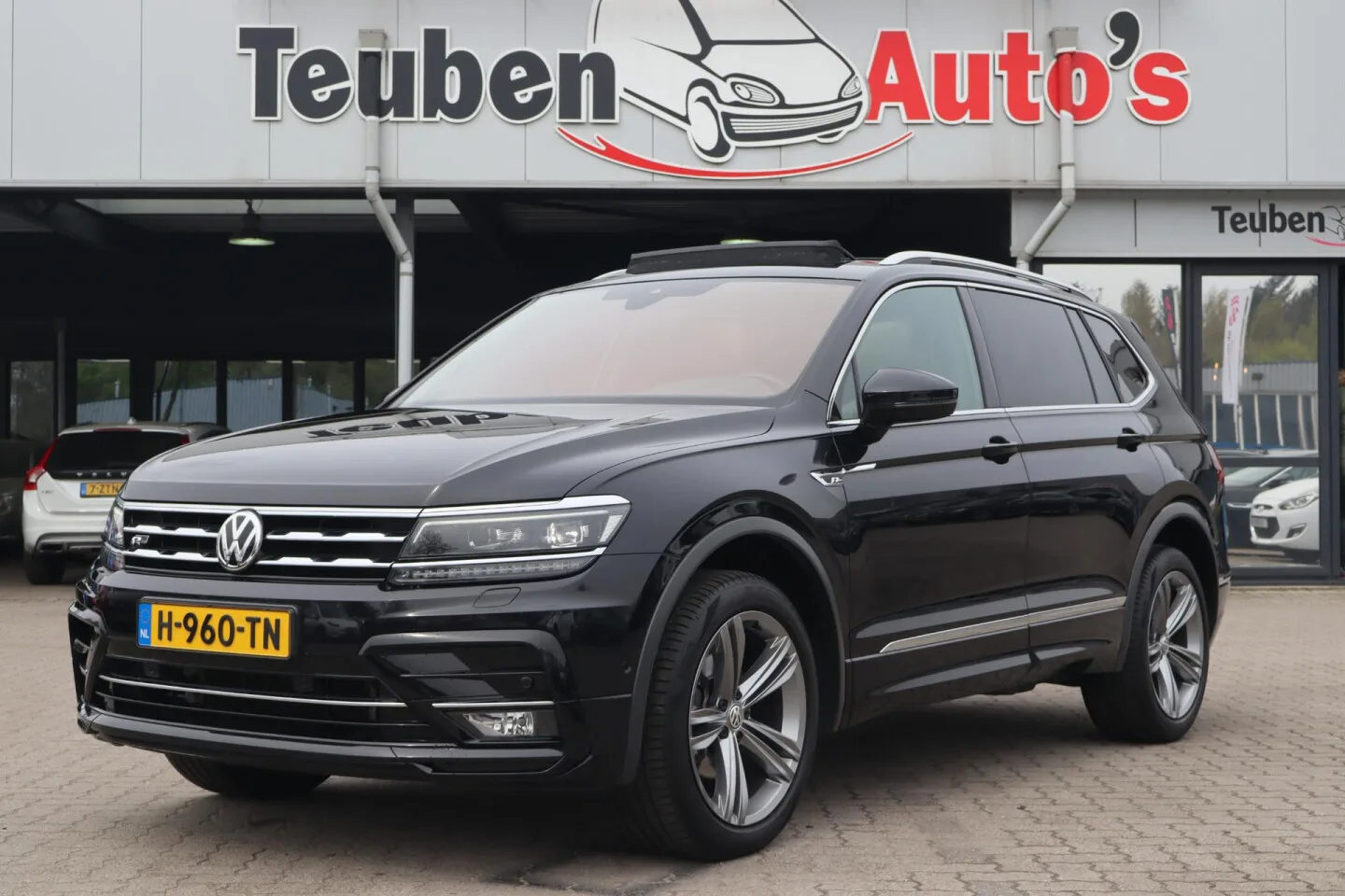Volkswagen Tiguan (2020) — foto 1