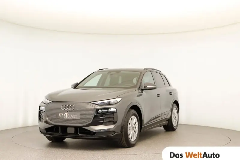 Audi Q6 e-tron (2025)