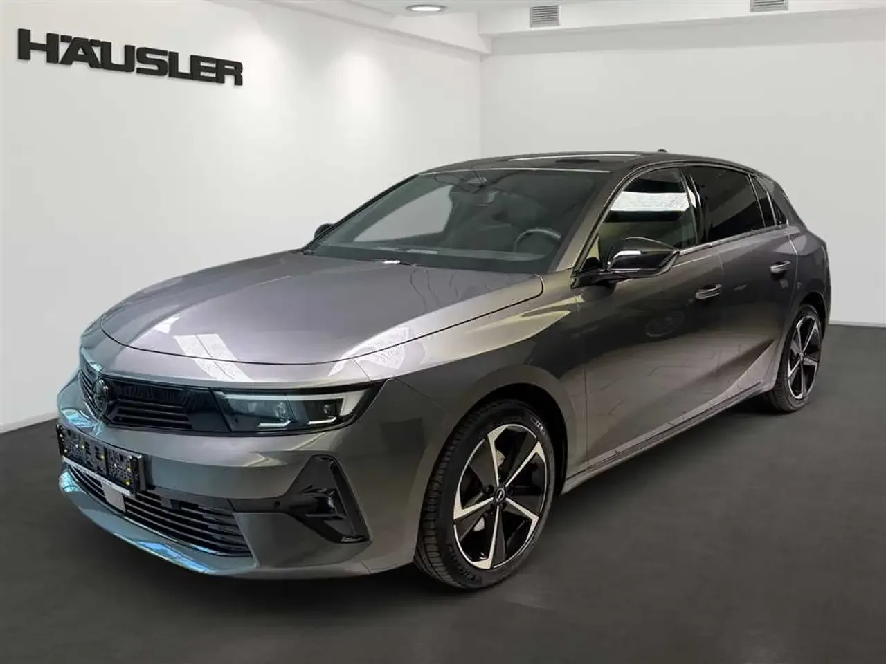 Opel Astra (2024) — foto 1