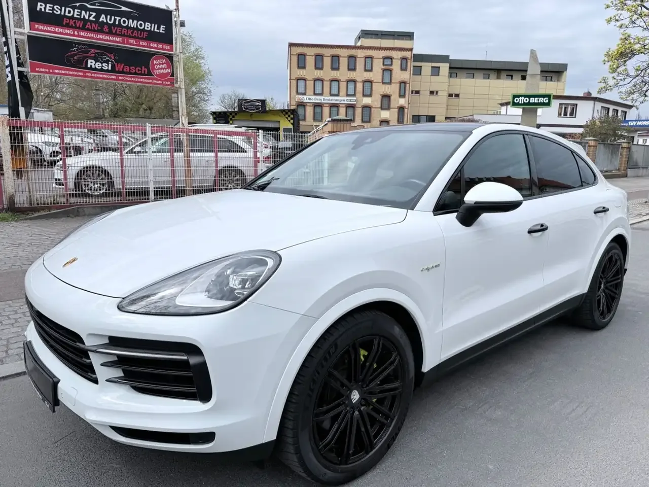 Porsche Cayenne E-Hybrid (2020) — foto 1