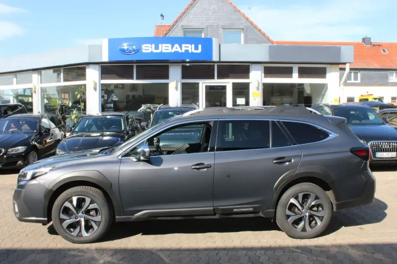 Subaru Outback (2023)