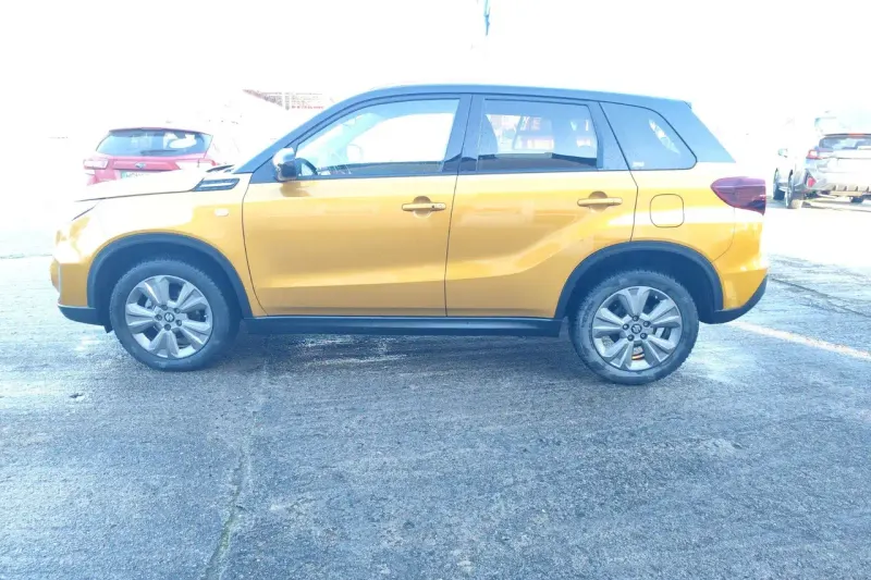 Suzuki Vitara (2023)