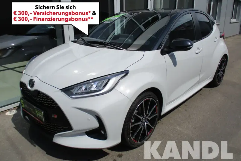 Toyota Yaris (2023)