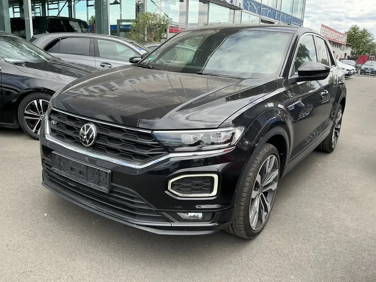 Volkswagen T-Roc (2022) — foto 1