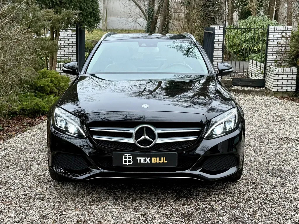 Mercedes-Benz C-Klasse (2015) — foto 1