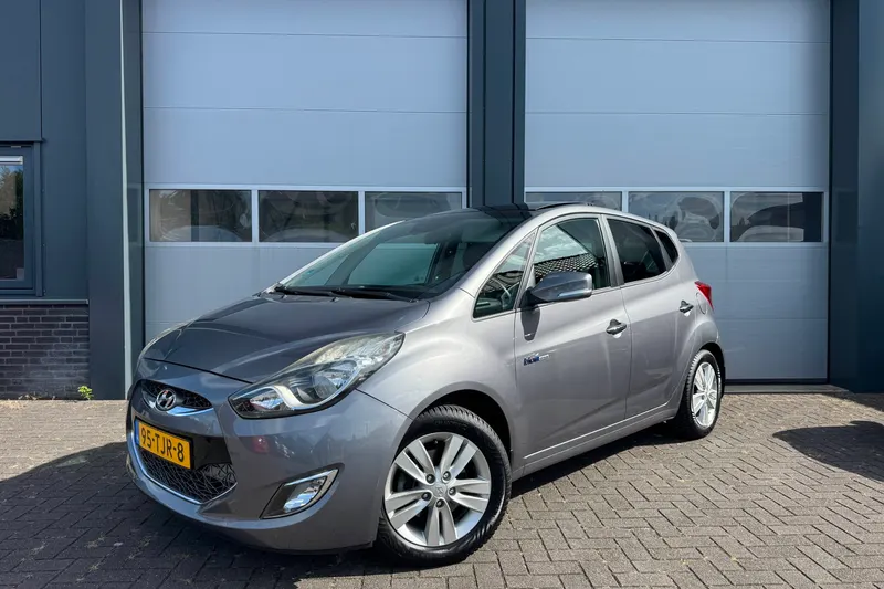 Hyundai ix20 (2012)