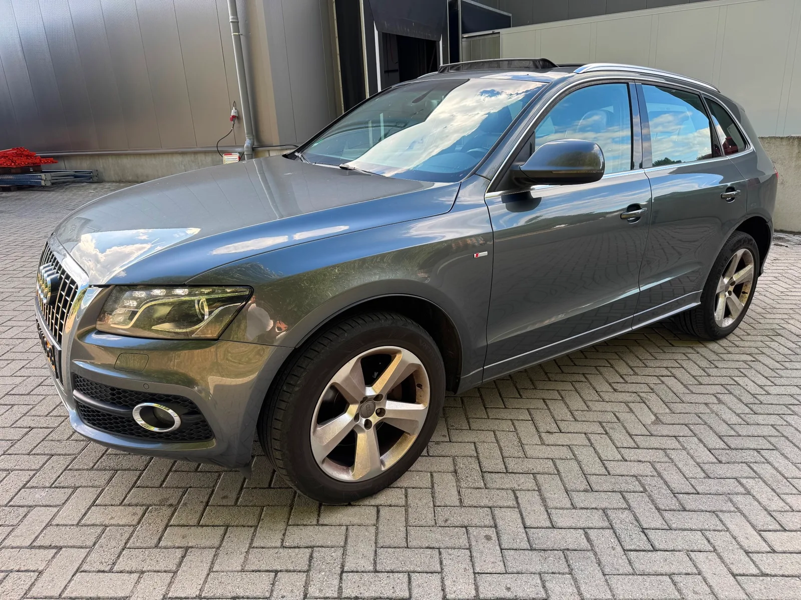 Audi Q5 (2010) — foto 1