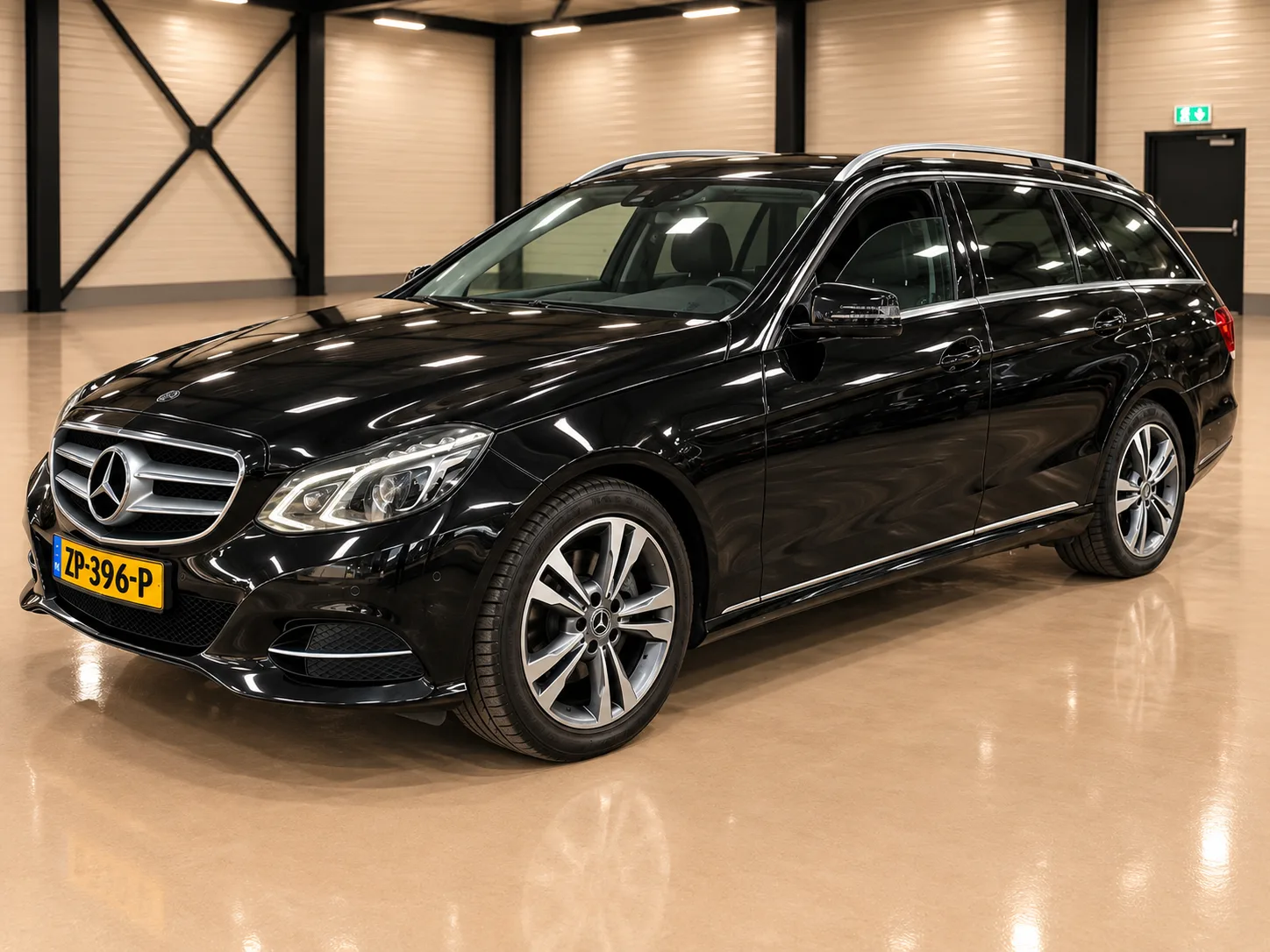 Mercedes-Benz E-Klasse (2013) — foto 1