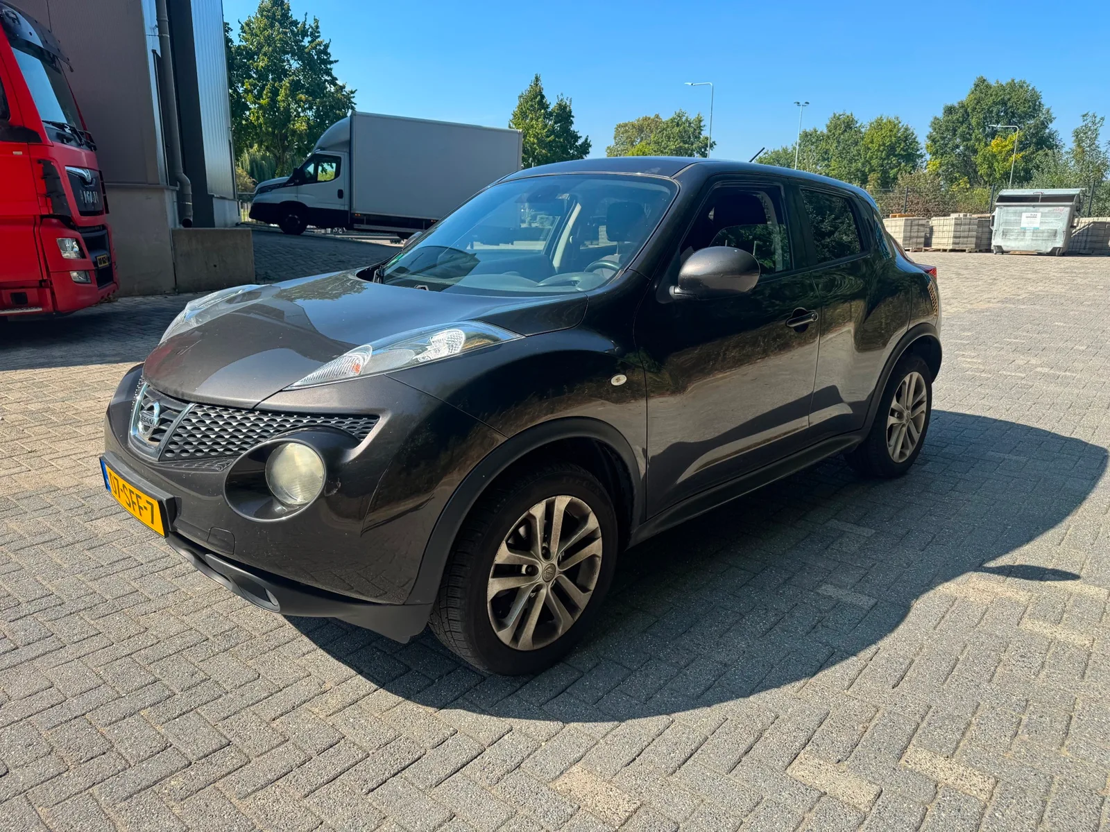 Nissan Juke (2010) — foto 1