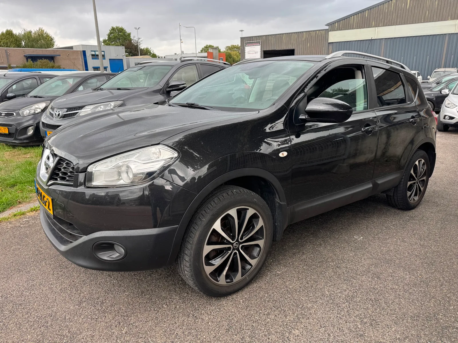 Nissan Qashqai (2011) — foto 1