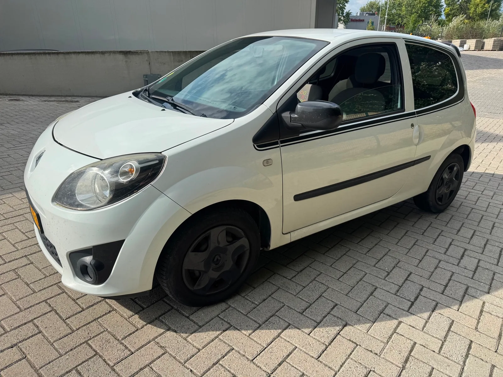 Renault Twingo (2011) — foto 1