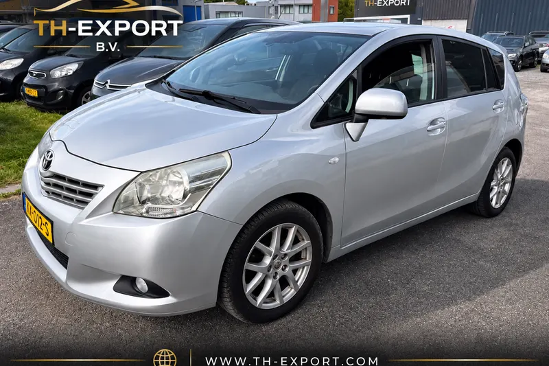 Toyota Verso (2009)