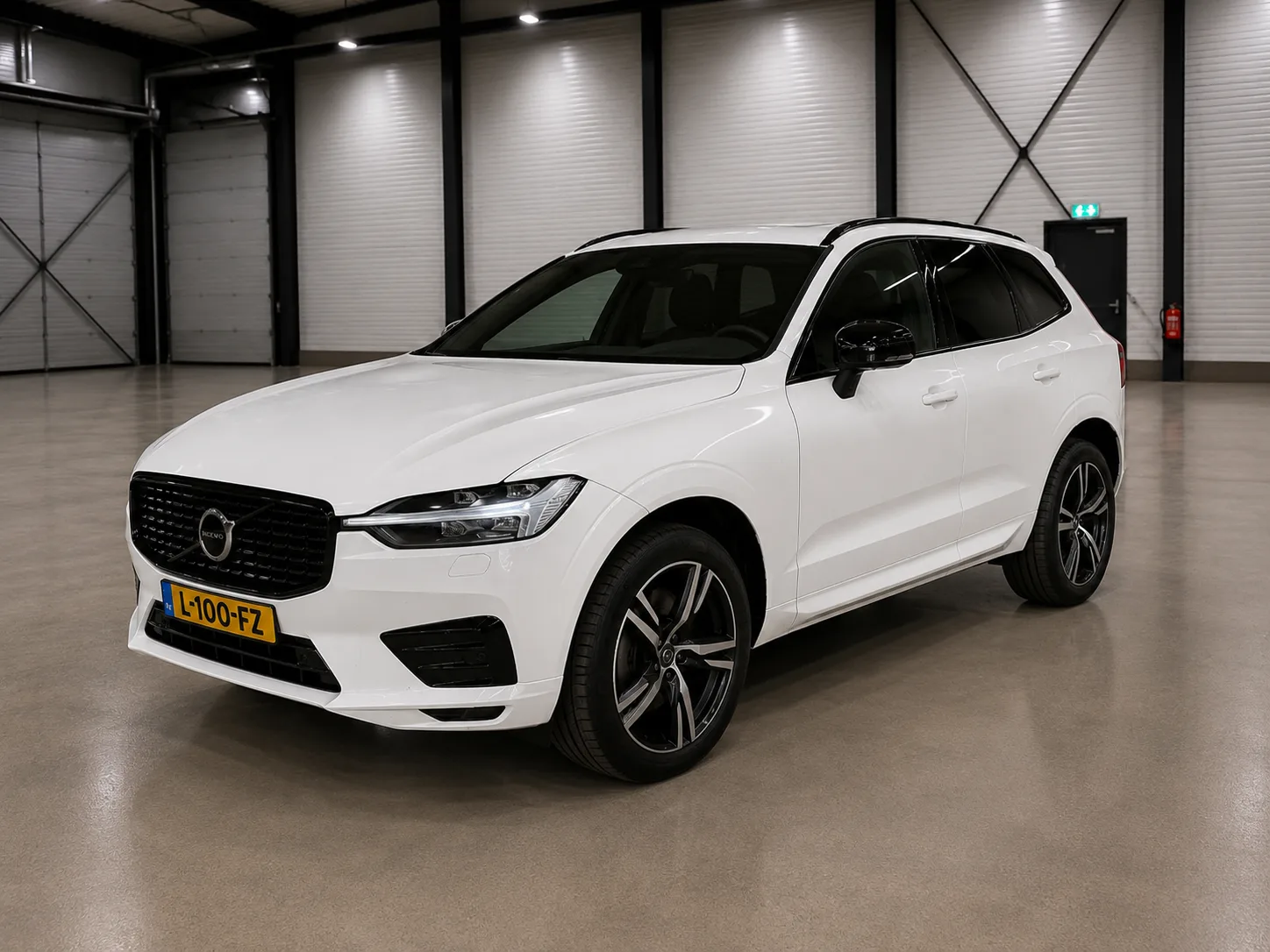 Volvo XC60 (2021) — foto 1